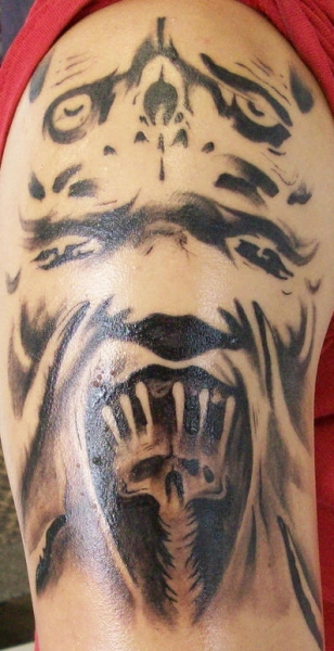 Motiv tetování na rameno 8