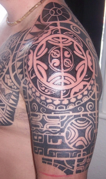 Motiv tetování na rameno 14