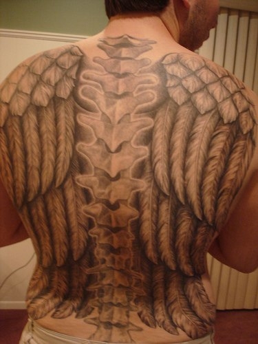 Tetování na horní záda 9