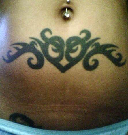 Motiv tetování na břicho 12