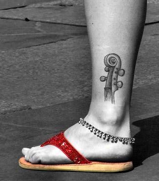 Motiv tetování na kotník 3