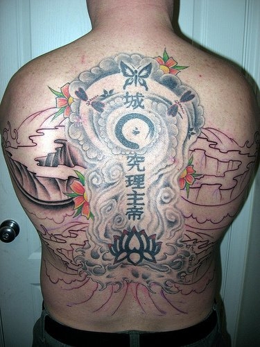 Tetování na horní záda 22