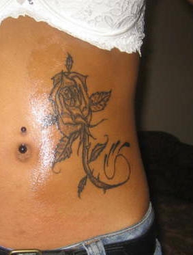 Motiv tetování na břicho 26