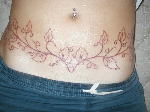 Motiv tetování na břicho 36