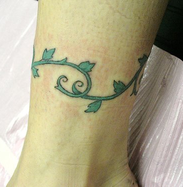 Motiv tetování na kotník 17