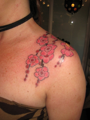 Motiv tetování na rameno 33