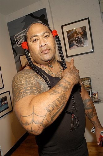 Boo Yaa Tribe – tetování